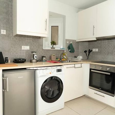 Homey Renovated 1 Bedroom Apartment In Kesariani Athene Buitenkant foto