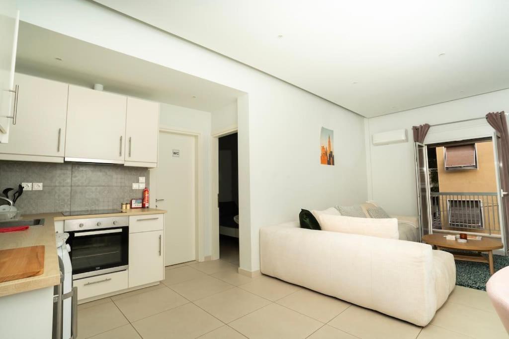 Homey Renovated 1 Bedroom Apartment In Kesariani Athene Buitenkant foto