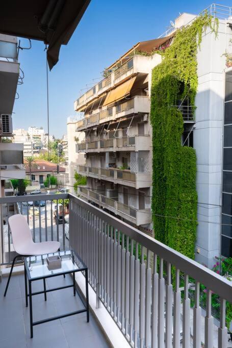 Homey Renovated 1 Bedroom Apartment In Kesariani Athene Buitenkant foto